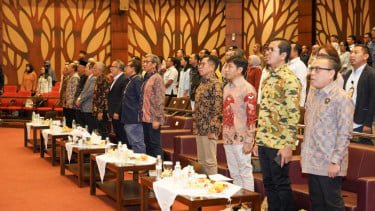 Kemenko PM dan UI Perkuat Sinergi Riset Hadapi Tantangan Middle Income Trap