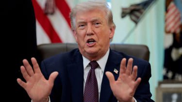 Selama 2 Periode Menjabat Presiden AS, Trump Ancam dan Serang 15 Negara