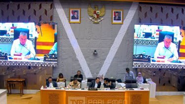 Menhub Beberkan Detik-detik Kecelakaan di Stasiun Bekasi Timur: Berawal dari Taksi Mogok
