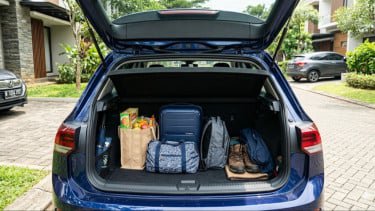 Terpopuler: Fungsi Bagasi Mobil, Harga Mobil Bekas Era 90-an, hingga Skill Pengemudi Manual