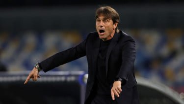 Antonio Conte Tinggalkan Napoli, Di Sini Banyak Racun