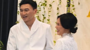 Anji dan sang istri, Desmiliana Ariyana.