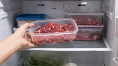 Jangan Langsung Masuk Kulkas, Ini Cara Menyimpan Daging Kurban yang Tepat agar Tetap Segar