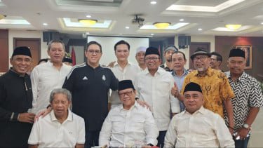 Momen Silaturahmi Tokoh Golkar