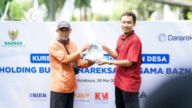 Perkuat Ketahanan Pangan &amp; Ekonomi Kerakyatan, Holding BUMN Danareksa Salurkan Kurban ke 3.800 Keluarga
