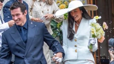 Resmi Menikah! Dua Lipa dan Callum Turner Gelar Pernikahan Tertutup