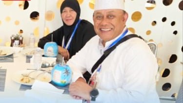 Potret Dadan Hindayana saat menjalankan ibadah haji