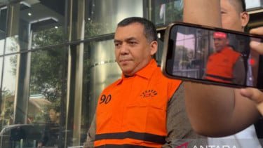 DPR Tekankan Integritas Jadi Syarat Utama, Komisi XIII Akan Evaluasi Sistem Pengawasan Imigrasi, Dinilai Cederai Citra Indonesia, KPK Ungkap Peran Silmy Karim, Delapan Orang Jadi Tersangka, Silmy Karim Dibekuk KPK, DPR Ungkap Kriteria Sosok yang Layak Jadi Penggantinya Jadi Wamen Imipas