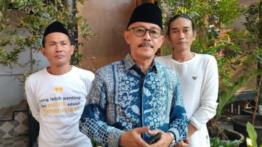 Wakil Bupati Indramayu Syaefudin (tengah)