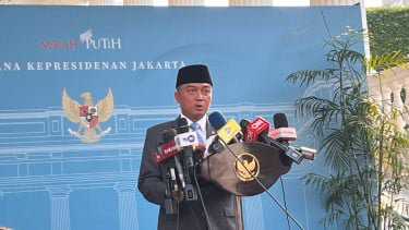 Mensesneg Prasetyo Hadi di Kompleks Istana Kepresidenan, Jakarta Pusat