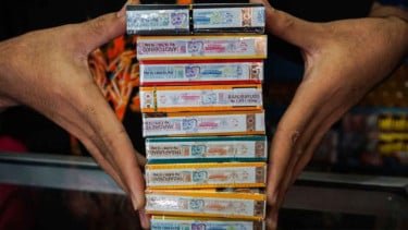 Kemasan Rokok dan Vape Bakal Diseragamkan, Dinilai Mampu Kurangi Minat Perokok Baru