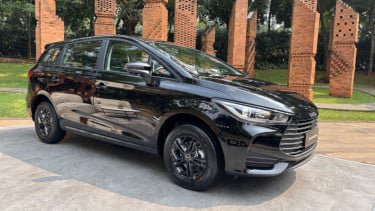 BYD M6 DM Hadir dalam 5 Varian, Ini Perbedaan Spesifikasinya