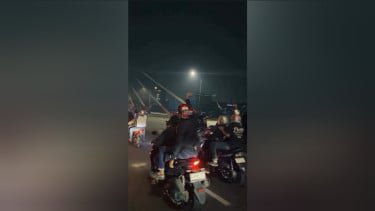 Viral! Konvoi Pemotor Bawa Keleweng dan Celurit di Jalan Layang Pasupati, Bikin Resah Warga Kota Bandung