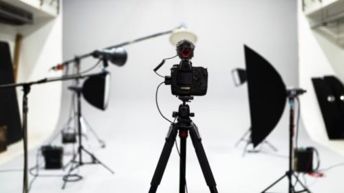 Review Gadget Makin Profesional, Ini 6 Cara Bikin Studio di Rumah Modal Minim!