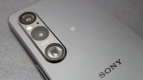 Sony Xperia 1 V vs iPhone dan Samsung: Siapa Paling Konsisten di Kamera?
