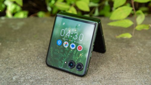 Unik! 5 Fitur Menarik di Moto Razr 2025 yang Tidak Dimiliki HP Flip Lain