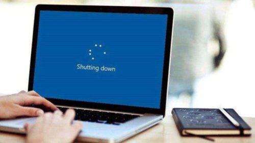 Waspadai! Ini Bahaya Laptop Jarang di Shut Down yang Sering Diabaikan