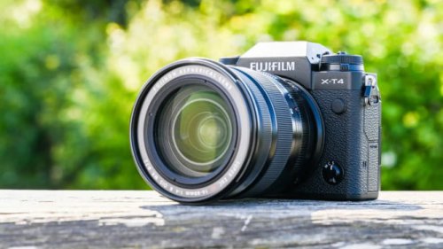 Top 10+ Kamera Mirrorless Terbaik 2025: Ringkas, Canggih dan Siap Rekam Momen Spesial
