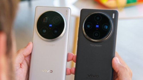 Top 7+ HP dengan Kamera ZEISS Terbaik 2025: Periskop 200 MP, Hasil Foto Setajam DSLR!