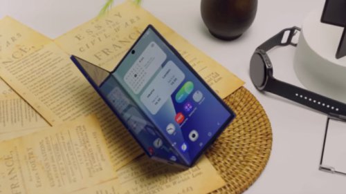 1. iPhone 16 Pro Max, 2. Samsung Galaxy S25 Ultra, 3. Xiaomi 15 Ultra, 4. Galaxy Z Fold 7, 5. OPPO Find X8 Pro, 6. Vivo X100 Pro, 7. Honor Magic V3, Top 7+ HP Kelas Atas Paling Populer di Kalangan Elit 2025