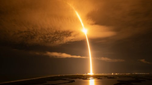 Satelit Nusantara Lima Menembus Angkasa