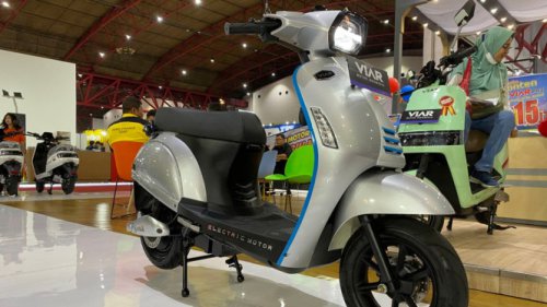 Viar EV1: Motor Listrik Bergaya Vespa Dengan Motor 2.200 W!