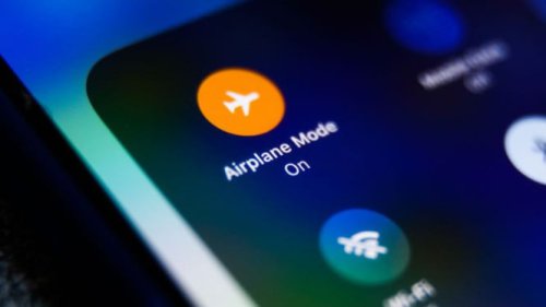 Top 5+ Manfaat Mode Pesawat yang Banyak Orang Tidak Sadar!