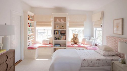 Tentukan Tema yang Disukai Anak, Pilih Warna Cerah dan Lembut, Gunakan Furnitur Multifungsi, Tambahkan Dekorasi Simpel tapi Bermakna, Bagi Ruangan Menjadi Beberapa Zona, Perhatikan Pencahayaan, Sesuaikan dengan Luas Ruangan, Libatkan Anak Sejak Awal, Inspirasi Desain Kamar Anak Kekinian: Praktis, Murah, dan Bikin Betah!