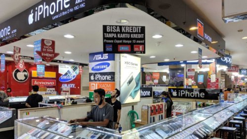 1. Kondisi Fisik dan Fungsionalitas iPhone: Pastikan Perangkat Layak Pakai, 2. Perbandingan Harga dan Nilai Investasi: Sesuaikan dengan Anggaran dan Kebutuhan, 3. Garansi Resmi Apple: Jaminan Layanan Purna Jual dan Keamanan, 4. Keamanan Data dan Riwayat Perangkat: Cek Status iCloud dan IMEI, 5. Update Sistem Operasi dan Umur Pakai: Pastikan Dukungan iOS Terjamin, Kesimpulan: Pilih iPhone Baru atau Second dengan Pertimbangan Matang, iPhone Baru vs Second: 5 Pertimbangan Penting Sebelum Membeli