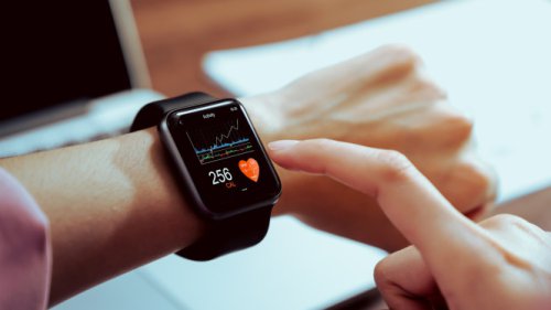 Top 10+ Gadget Lansia Paling Dicari 2025, Bikin Hidup Makin Mudah dan Aman