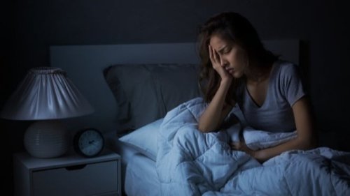 Apa Itu Insomnia?, Bahaya Insomnia Kronis terhadap Kesehatan, Dampak Insomnia terhadap Kesehatan Mental, Solusi untuk Mengatasi Insomnia, Kesimpulan:, Ternyata Insomnia Bisa Memicu Kematian, Begini Penjelasan Ahli!