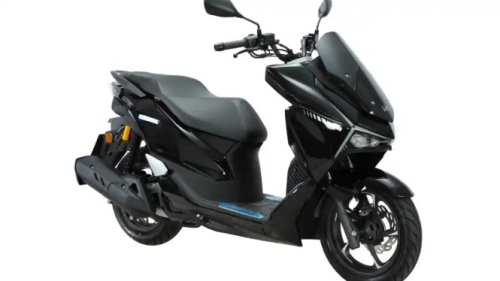 Harga Lebih Murah dari Kompetitor Besar, Desain Maxi Scooter dengan Dek Rata, Fitur Modern yang Lengkap, Suspensi Nyaman, Windshield Bisa Diatur, Spesifikasi Teknis, Nilai Kompetitif di Kelasnya, Produksi Lokal dan Pengiriman Perdana, Respon Positif dari Konsumen, WMoto Letbe Island 160: Skutik Maxi Stylish, Fitur Mewah, Harga Menggoda