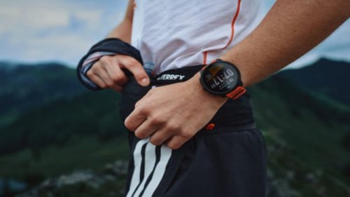 Suunto Race 2 &amp; Wing 2 Resmi Dirilis: Jam Tangan Lari Tercanggih dan Headphone Masa Depan