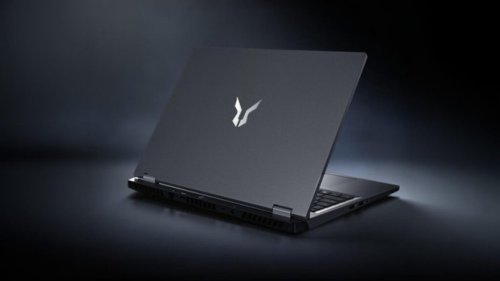 Performa Sekelas Desktop di Laptop Tipis, RAM dan Penyimpanan Fleksibel, Layar 16 Inci dengan Refresh Rate Tinggi, Pendinginan dengan Arsitektur Hurricane, Desain Premium dengan Sentuhan Gaming, Baterai dan Konektivitas, Perbedaan dengan Varian Sebelumnya, Lenovo Bellator 7000 Resmi Meluncur! Laptop Gaming i7 + RTX 5060 di Harga Mengejutkan
