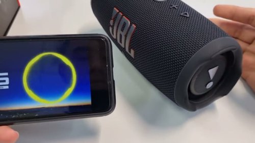 Pesta Dadakan? Ini Dia 4 Jagoan Speaker Bluetooth Portabel Terbaik 2025!