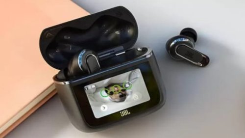 JBL Tour Pro 3: TWS Premium dengan Layar Sentuh Canggih, dan Banyak Lagi Fitur Lainnya, Apakah Worth It?