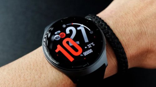 Smartwatch Cuma 300 Ribuan, Tapi Fiturnya Bikin Melongo! Simak 5 Rekomendasi Terbaiknya Sekarang