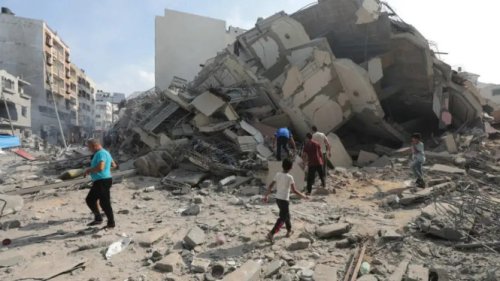 Kesiapan Penyerahan Pemerintahan Jalur Gaza, Isi Proposal Rencana Perdamaian Trump, Perintah Trump untuk Hentikan Pengeboman Gaza, Respons Pemerintah Israel, Tekanan dan Batas Waktu, Serangan Israel Kembali Memanas, Hamas Resmi Setujui Bebaskan Sandera Israel, Trump Perintahkan Hentikan Pengeboman
