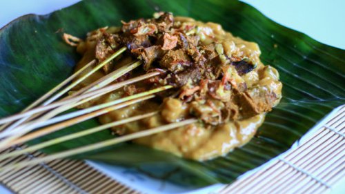 Top 15+ Makanan Khas Padang Paling Enak, Sekali Coba Langsung Ketagihan!