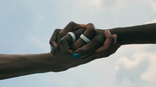 Oura Ring 4 Ceramic Resmi Rilis, Cincin Pintar Mewah Rp8 Jutaan dengan Charger Eksklusif
