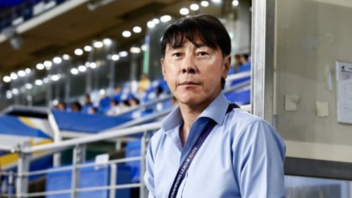 Media Vietnam Bongkar Alasan Shin Tae-yong Tak Mau Kembali ke Timnas Indonesia Meski Kluivert Dipecat