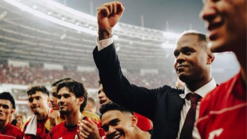 Setelah Kluivert Dipecat, PSSI Wajib Bayar Kompensasi Miliaran Usai Gagal di Timnas Indonesia