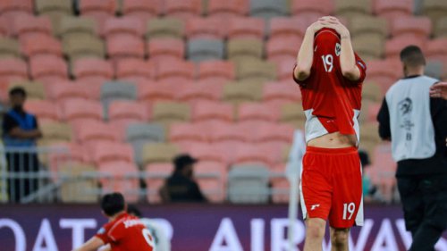 Terlalu Cepat Pecat Pelatih, Dampaknya Fatal, Kasus Patrick Kluivert Jadi Sorotan, Dampak Gonta-ganti Pelatih: Selalu Kembali ke Garis Awal, Stabilitas Jadi Kunci yang Terlupakan, Pelajaran dari Kritik Znews, Media Vietnam Sindir PSSI: Timnas Indonesia Tak Akan Maju Selama Gonta-ganti Pelatih