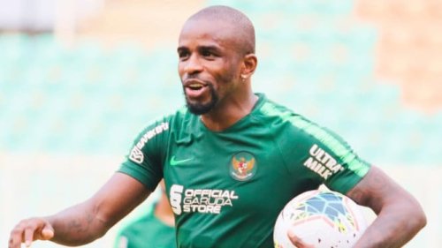 Greg Nwokolo Dukung Thomas Doll Latih Timnas Indonesia: &ldquo;Dia Pelatih Besar, Bukan Biasa-Biasa Saja&rdquo;