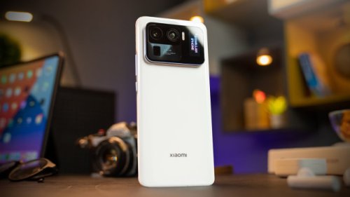 3 HP Xiaomi dengan Wireless Charging Tercepat: Isi Baterai Cuma Belasan Menit!