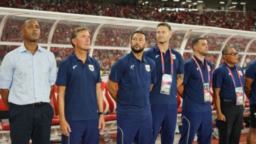 Asal-Usul Hoaks: Mengapa Isu Pelatih Baru Timnas Menyebar Luas?, Proses Seleksi Pelatih Masih di Tahap Awal, PSSI Bantah Erick Thohir Ambil Keputusan Sendiri, Mengapa PSSI Butuh Waktu? Ini Pertimbangan Strategisnya, Peran Publik: Jangan Jadi Penyebar Hoaks, Apa yang Harus Ditunggu Penggemar Timnas Indonesia?, Kesimpulan: Sabar, Transparan, dan Berbasis Data, Belum Ada Rapat, Belum Ada Nama! PSSI Bantah Kencang Isu Pelatih Baru Timnas
