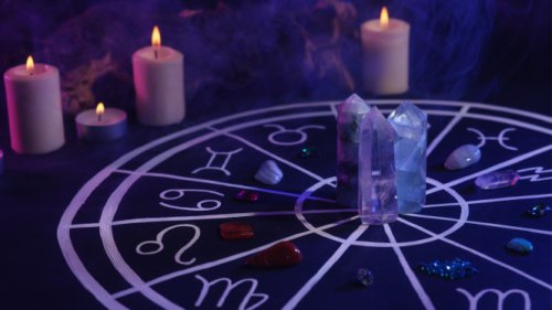 Aries: Waspadai Pengeluaran Emosional, Taurus: Momentum Positif untuk Ide Baru, Gemini: Kondisi Finansial Perlu Strategi Eksternal, Cancer: Intuisi Menguat untuk Keputusan Finansial, Leo: Peluang Kolaborasi dari Hubungan Lama, Virgo: Produktif tetapi Perlu Menahan Keputusan Besar, Ramalan Keuangan 7 Desember 2025: Peluang Finansial Aries hingga Virgo