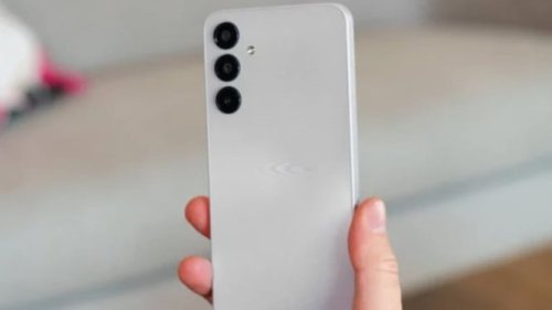 Apple Kokoh di Segmen Premium Global, Samsung Unggul di Android Kelas Menengah, Xiaomi Absen dari Daftar 10 Besar, Arah Pasar Menjelang Q4 2025, iPhone 16 Pimpin Pasar Global Q3 2025, Galaxy A16 Jadi Raja Android Murah
