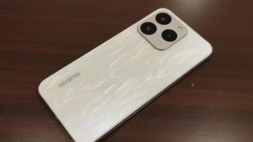Performa Lebih Ngebut, Realme 15T 5G Andalkan Dimensity 6400 Max dan RAM Dinamis