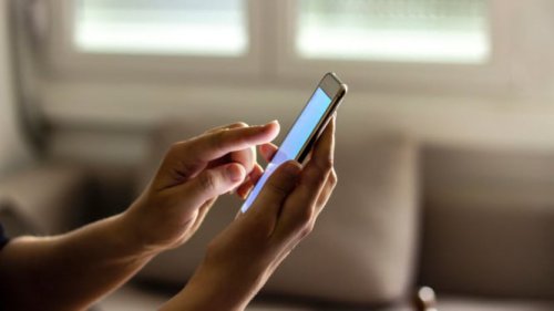 4 HP Sinyal Kuat untuk Daerah Pelosok, Liburan Akhir Tahun Tetap Online